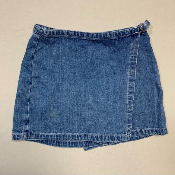 💥$3💥 GAP Denim Jean Skort Skirt Girl’s 6 Wrap Summer Classic Shorts Cute Fall - Picture 1 of 10
